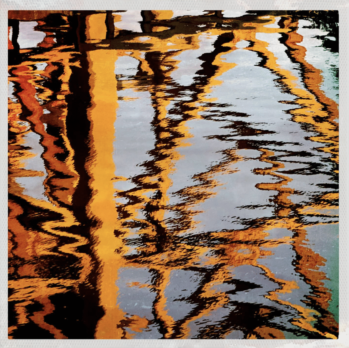 mobile reflection